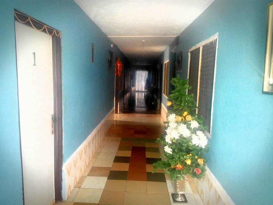 Open Space Hotel Kumasi Extérieur photo