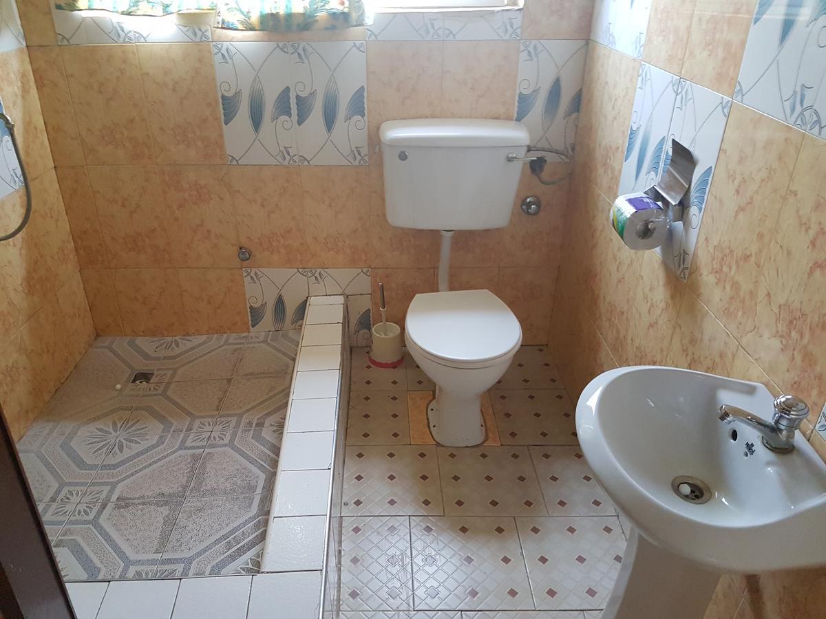 Open Space Hotel Kumasi Extérieur photo